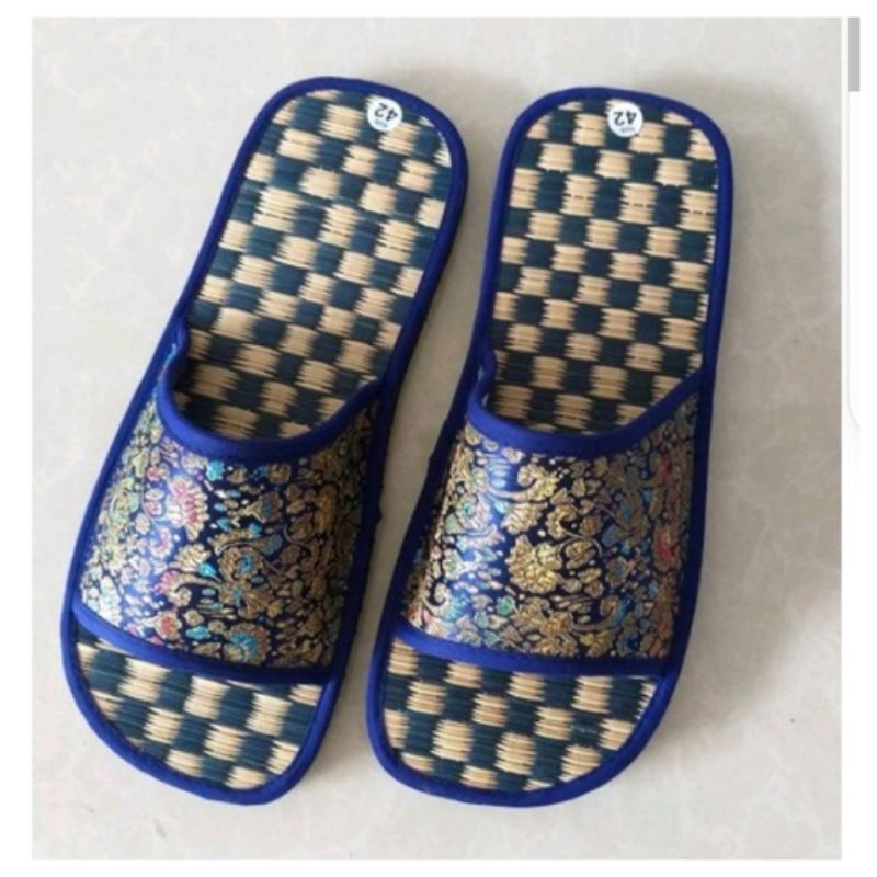 dép mang trong nhà. dép spa. khách sạn...