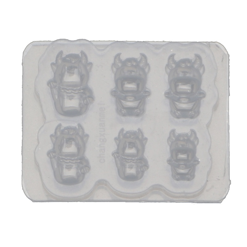 Khuôn silicone làm mặt vòng cổ hình bò sữa mini DIY