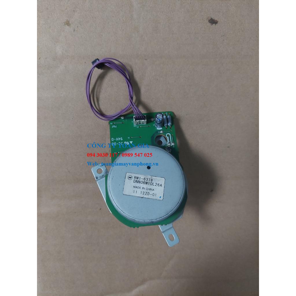 Motor/Mô tơ RM1-6378 hoặc RM1-6379 lõi trước 8mm chế quạt