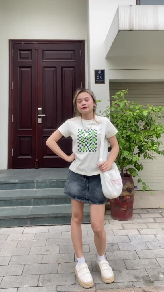 [Mã BTERT6 giảm đến 30k đơn 150k] Áo Thun Baby Tee 100% Cotton Retro Caro 2023 𝑩𝒚𝒄𝒂𝒎𝒄𝒂𝒎 | BigBuy360 - bigbuy360.vn