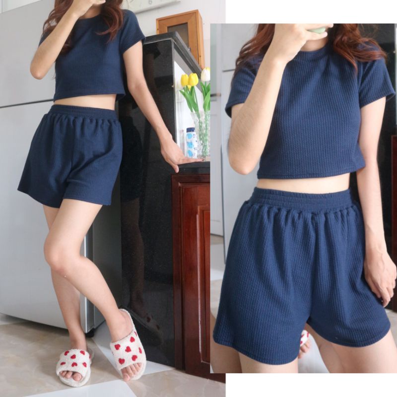 Set áo croptop hai dây và quần short mặc nhà / tập gym order
