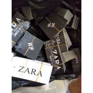 MÁC QUẦN ÁO Chỉ Còn Loại Zara Đen Hoặc Trắng