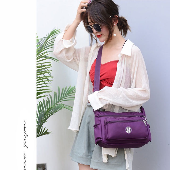 Túi xách họa tiết vải dù chống thấm nước size 30cm đựng vừa khổ giấy A4 TUI-25