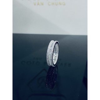 Nhẫn Đá Baguette Viền Đá