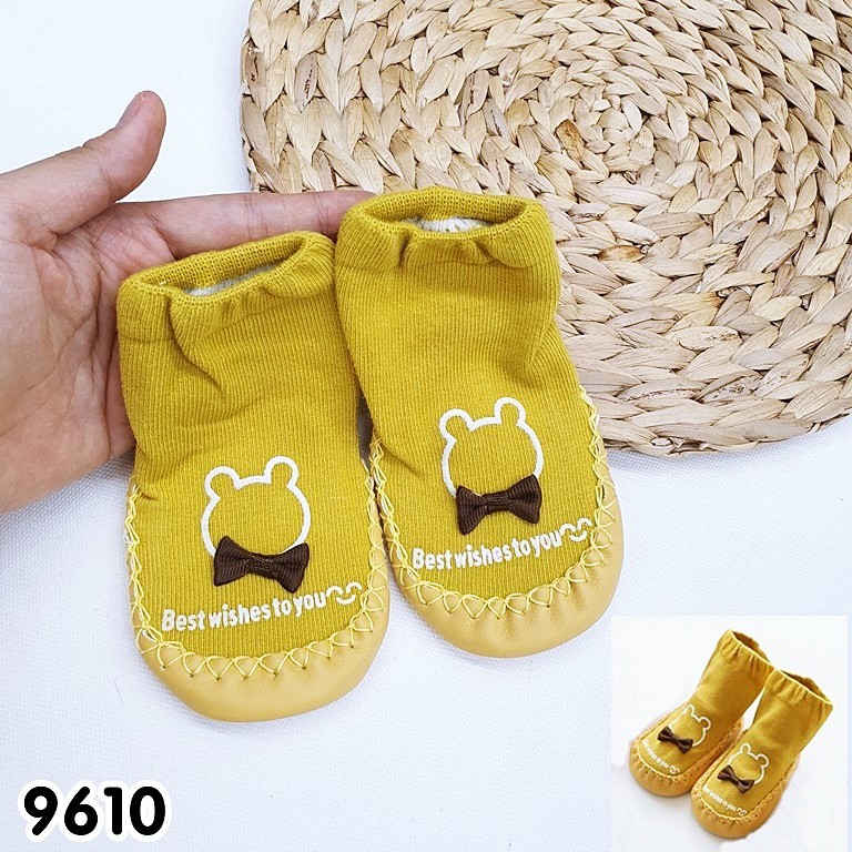Giày Vớ Chống Trượt Nhiều Mẫu Cho Bé Từ 0-18Tháng (11CM - 13CM)