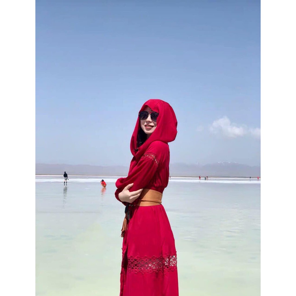 Đầm váy maxi đi biển dáng dài bo chum sẻ tà cổ V phối viền ren kèm khăn cá tính xinh đẹp XUKA DRESS MT057
