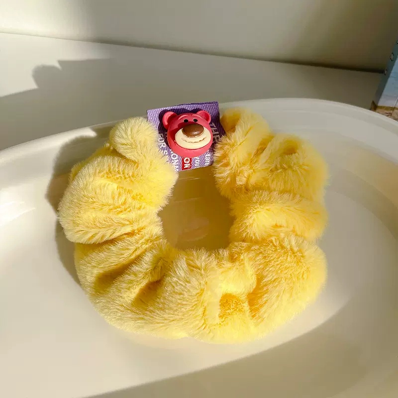 Dây Buộc Tóc Cao Su Co Giãn Bọc Vải Lông Hình Gấu Dâu Tây Dễ Thương Thời Trang Thu Đông Dành Cho Bạn Nữ