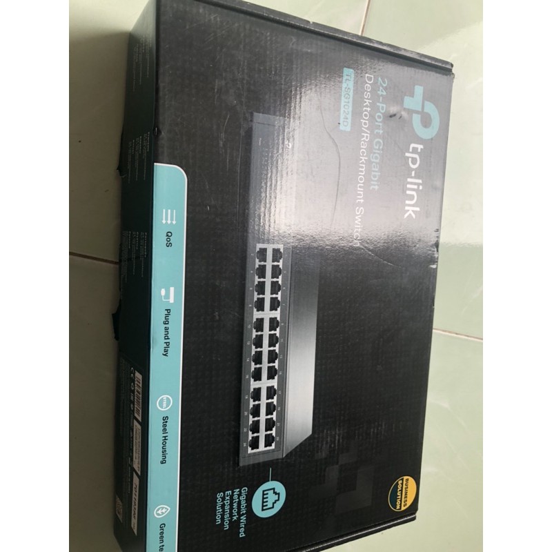 Switch 24 port gigabit mới còn Bh