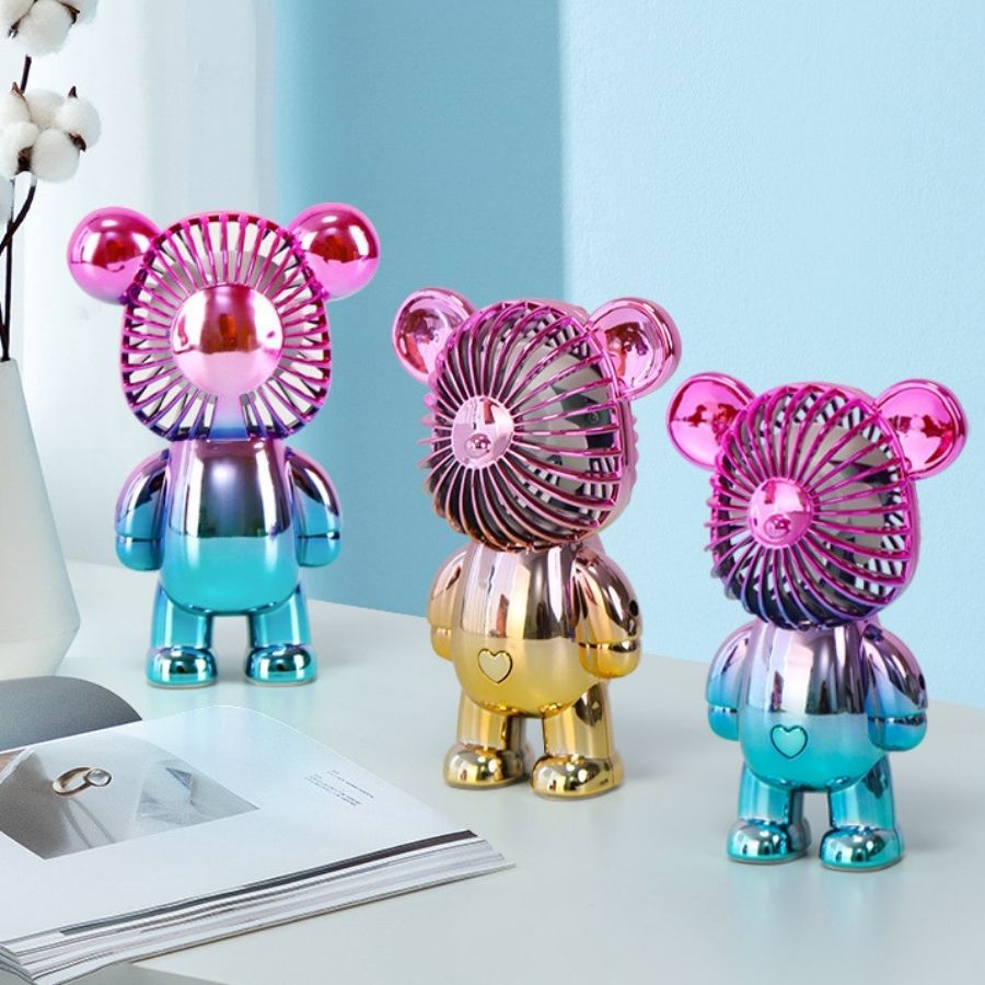 Quạt mini cầm tay hình gấu bearbrick, quạt tích điện cầm tay 3 tốc độ