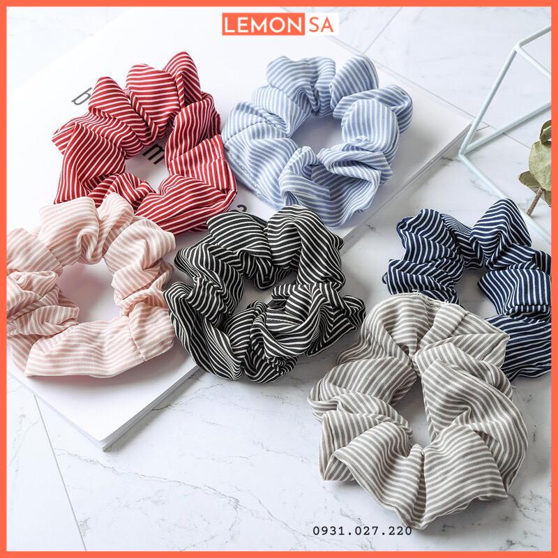 Dây buộc tóc scrunchies vải kẻ soc trắng - Mã SC005