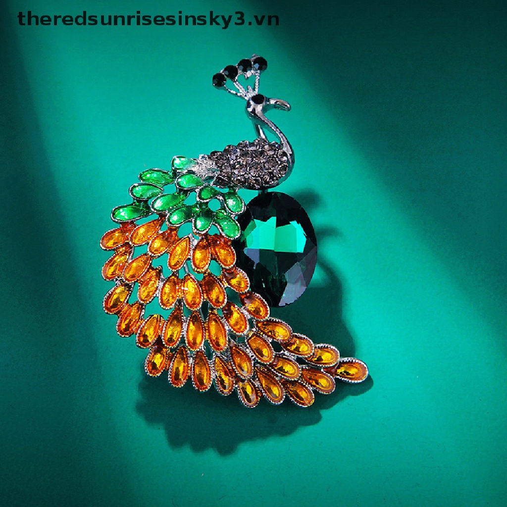 Ghim Cài Áo Hình Con Công Đính Đá Sang Trọng