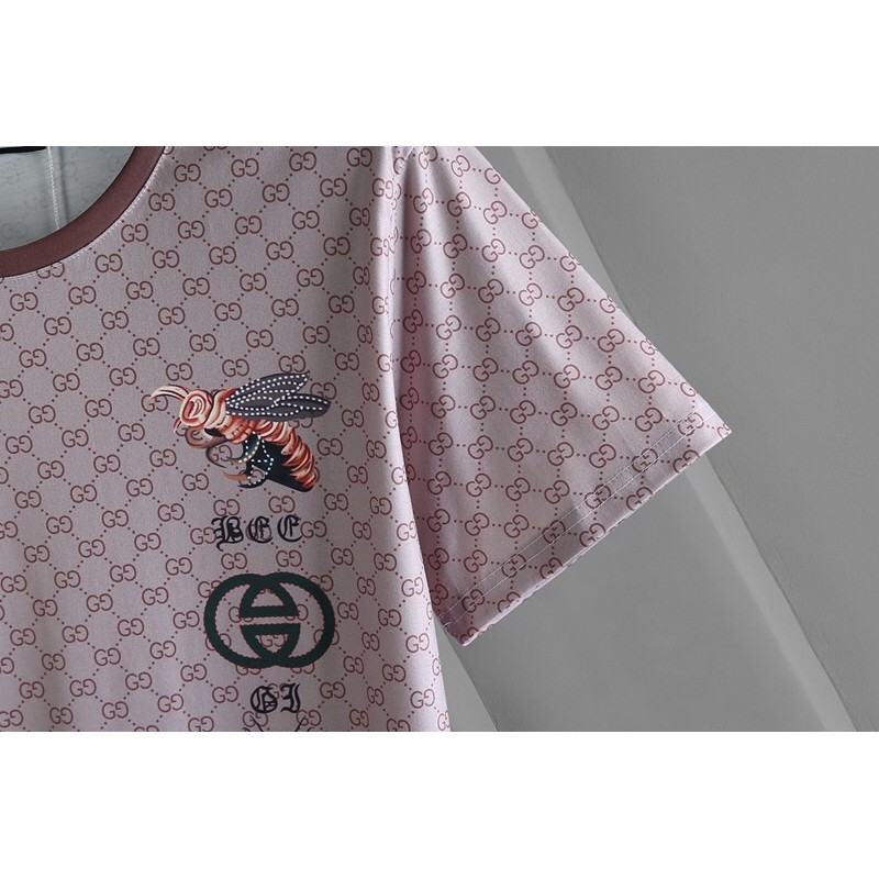 Áo thun nam tay ngắn in màu 3D hình con ong bên ngực trái cao cấp thương hiệu Gucci GG GC