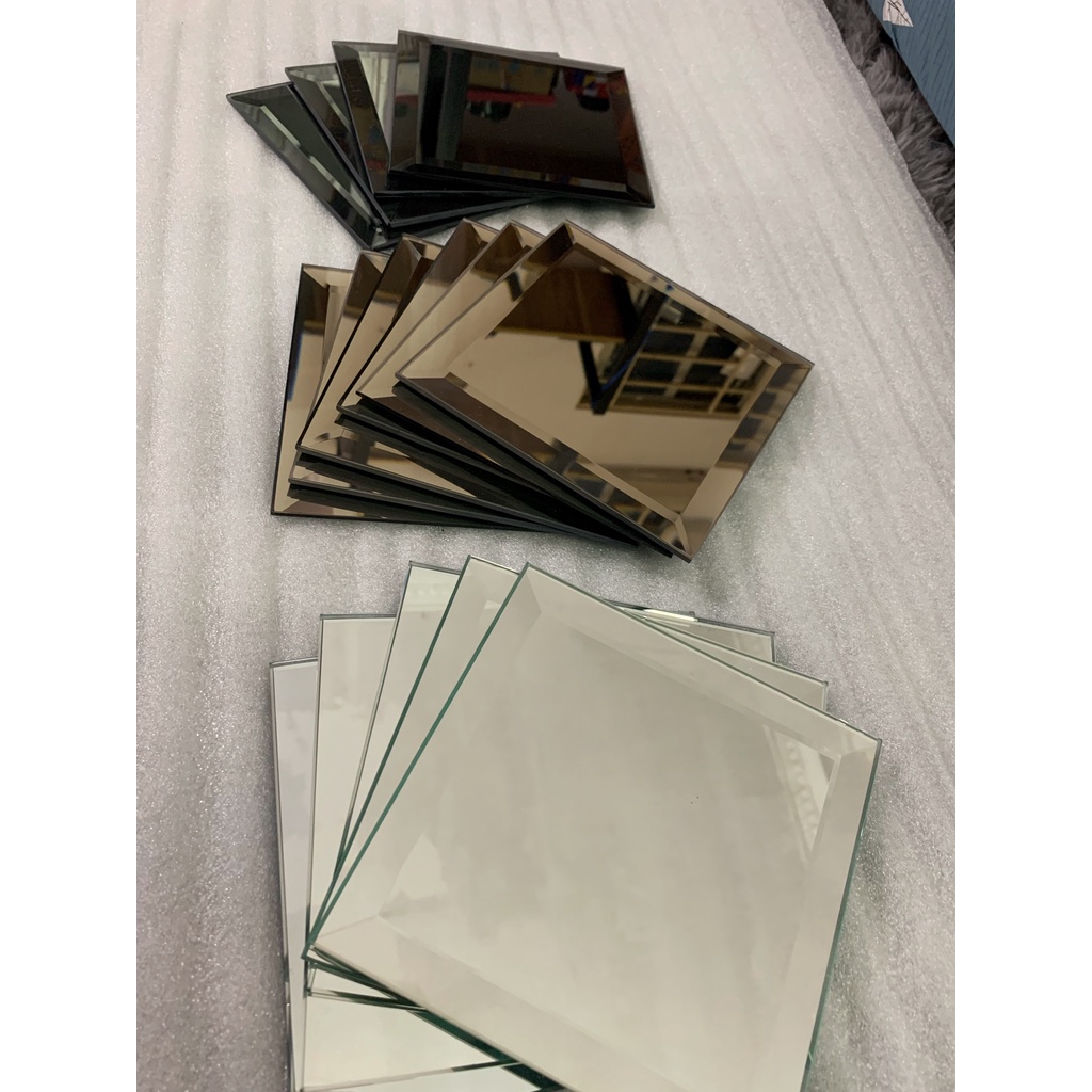 Gương dán tường nhà tắm gương dán tủ kiếng dán tường 20cm x 20 cm màu đen xám