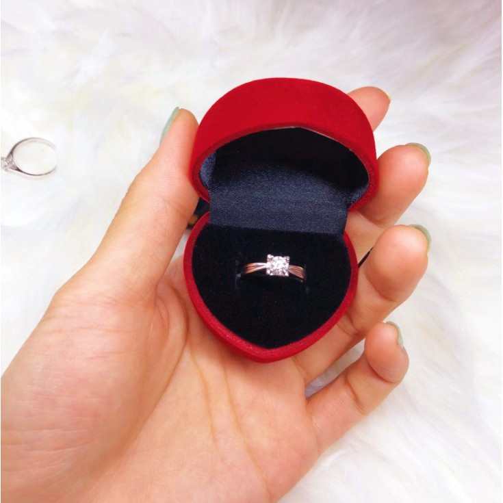 Hộp đựng trang sức hình trái tim mini bằng vải nhung