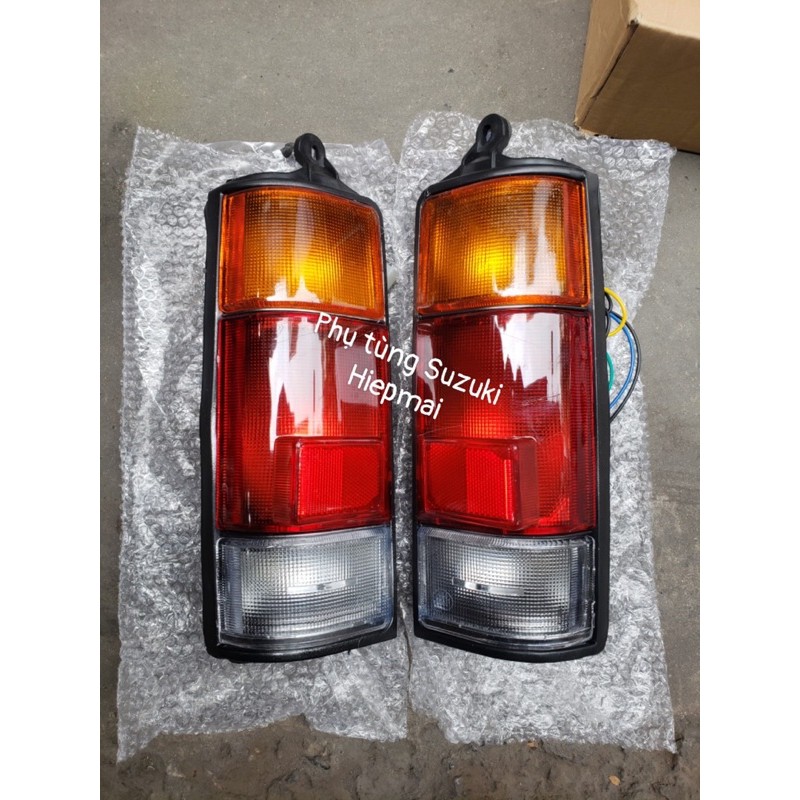Đèn hậu SUZUKI 7 chỗ
