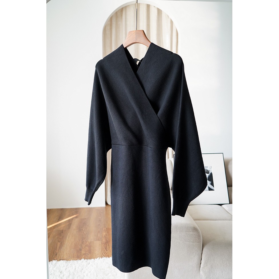 Đầm len dáng ôm