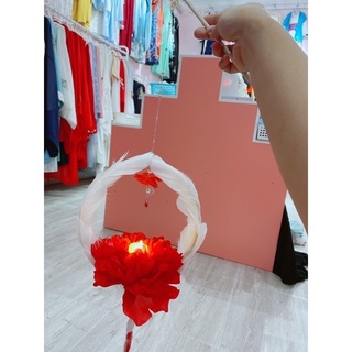 Đèn lồng cổ trang cầm tay