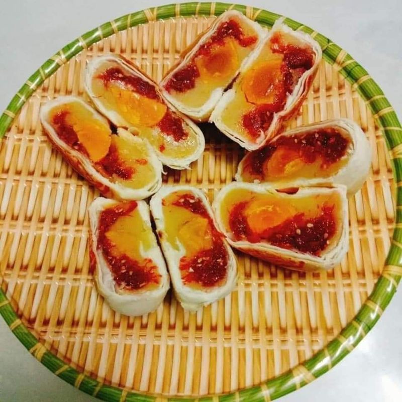 Bánh pía thit lạp Hải Sơn