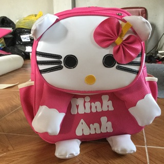 Balo thêu tên bé mầm non kitty