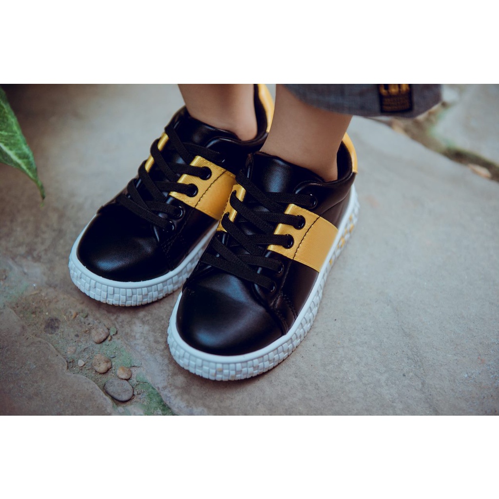 Giày Sneaker Bé Trai Bé Gái Cổ Thấp Crown Space UK Active Trẻ em Cao Câp PHIÊN BẢN CAO CẤP PREMIUM CRUK255