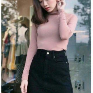 Áo thun gân cổ lọ 50k