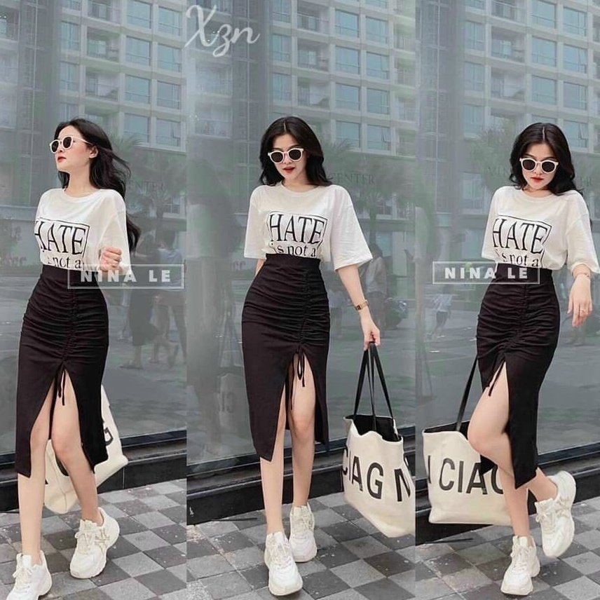 Set váy thiết kế quyến rũ với chân váy nhún xẻ tà kết hợp áo thun sang trọng