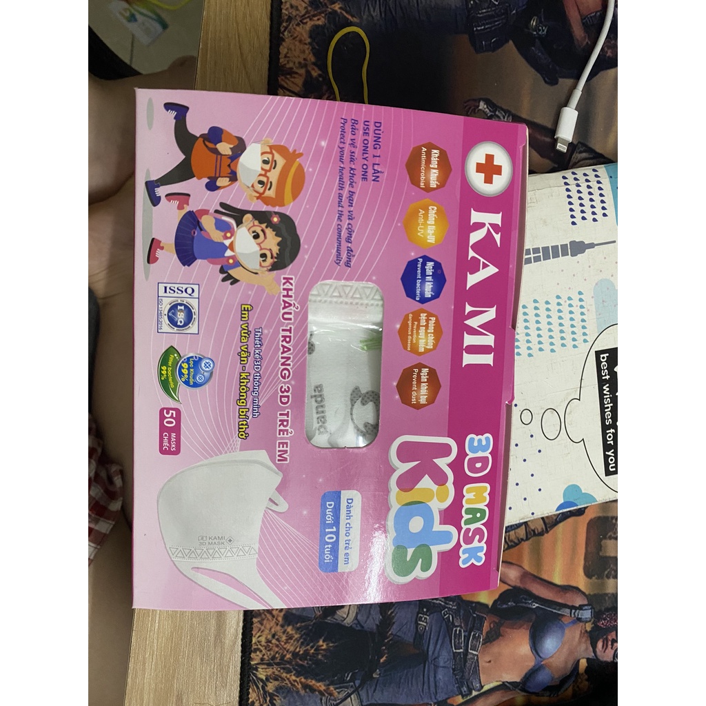 Khẩu trang cho bé