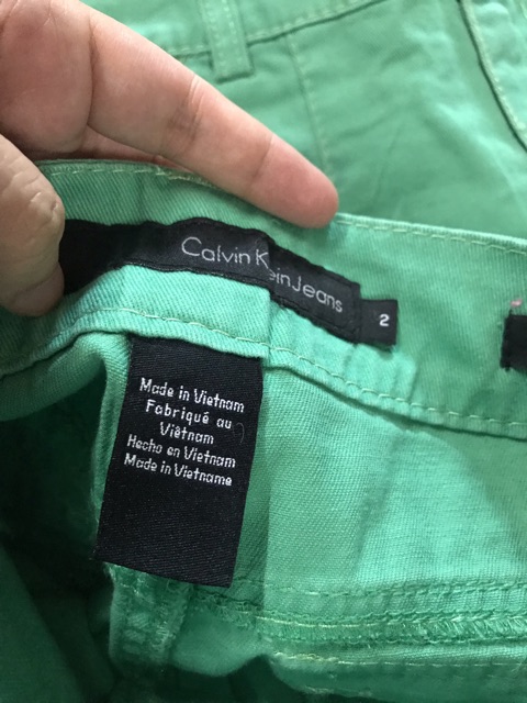 Quần short kaki nữ Calvin Klein xuất dư