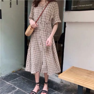 Váy suông kẻ caro nhấn eo. Freesize. 60kg vừa