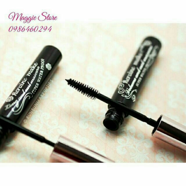 Mascara dày và cong mi Kiss Me Heroin của Nhật