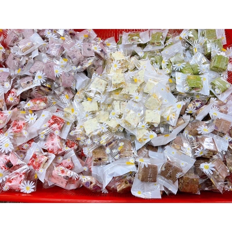 100 vỏ túi kt 7x10cm đựng bánh mẫu cúc hoạ mi