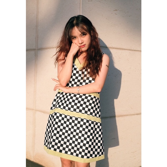 Double Moonshot - Đầm hoạ tiết bàn cờ đen trắng