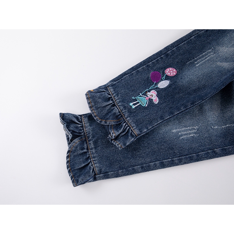 Quần Jeans Ống Loe Thêu Hoa Cho Bé Gái