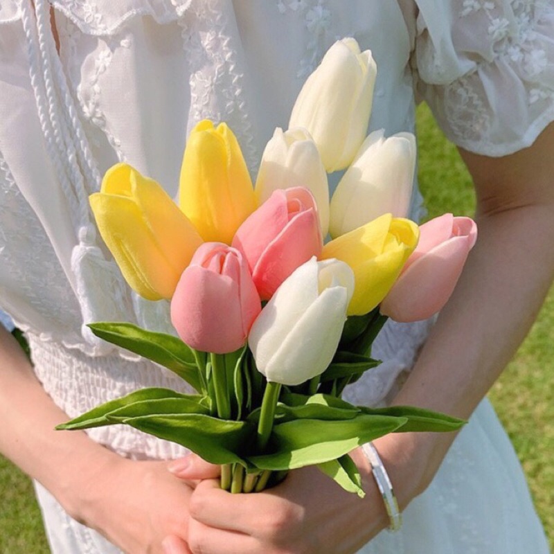 Hoa Tulip (Tuy líp) giả lá xoăn bằng cao su non (hàng cao cấp) mùi thơm nhẹ, giống thật 99%