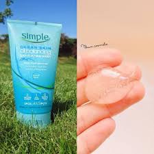 FOLLOW SHOP - Sữa Rửa Mặt Simple cho da dầu mụn Clear Skin Oil Balancing Exfoliating Wash TW32 _ SuikaShop _ SUIKA SHOP