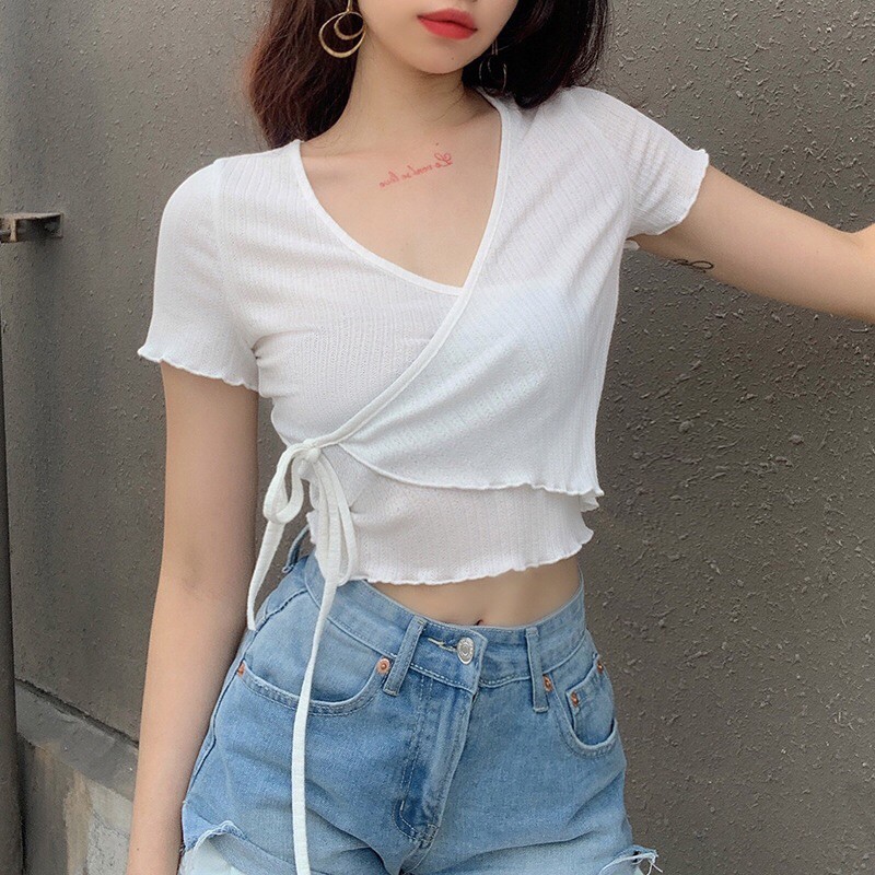 Áo croptop ôm eo , vạt chéo cột eo ulzzang | BigBuy360 - bigbuy360.vn