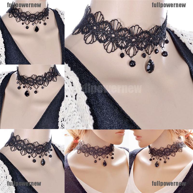 Vòng cổ choker làm bằng vải ren màu đen đính đá cổ điển