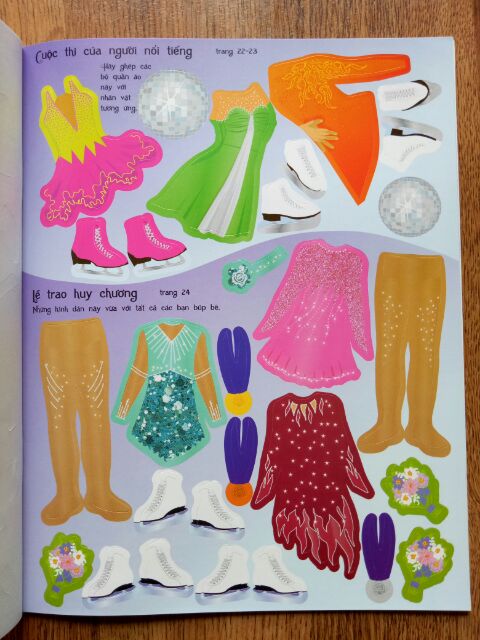 Sách - Dán Hình Sáng Tạo Trang Phục Búp Bê - Duyên Dáng Trên Sân Băng | BigBuy360 - bigbuy360.vn