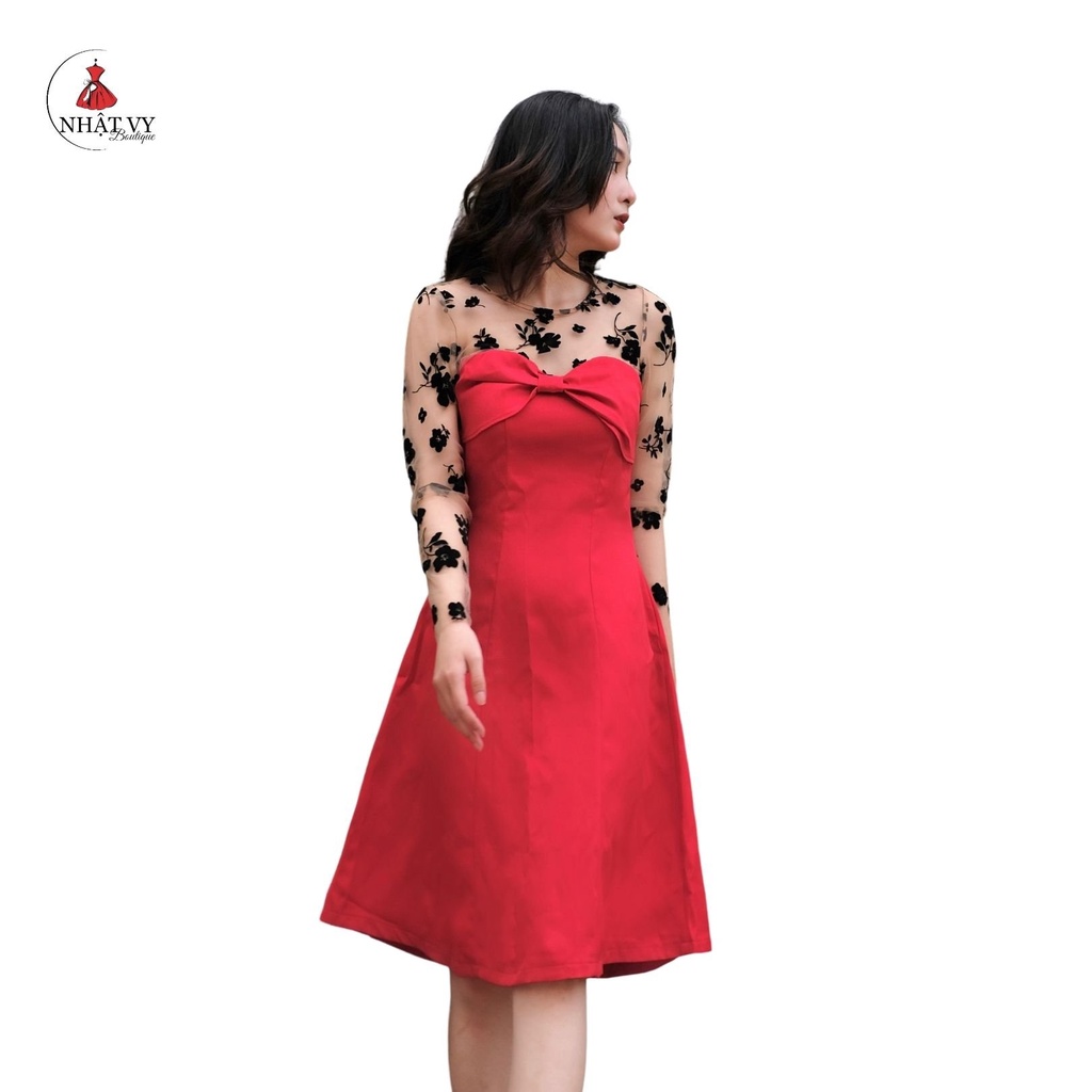 Đầm Nữ NHẬT VY Ngực Phối Bèo Cổ Tròn Tay Dài Lưới Kèm Dây Cột Eo Chất Kaki Thun Đi Chơi Dáng Xòe Màu Đỏ, Đen - D1843