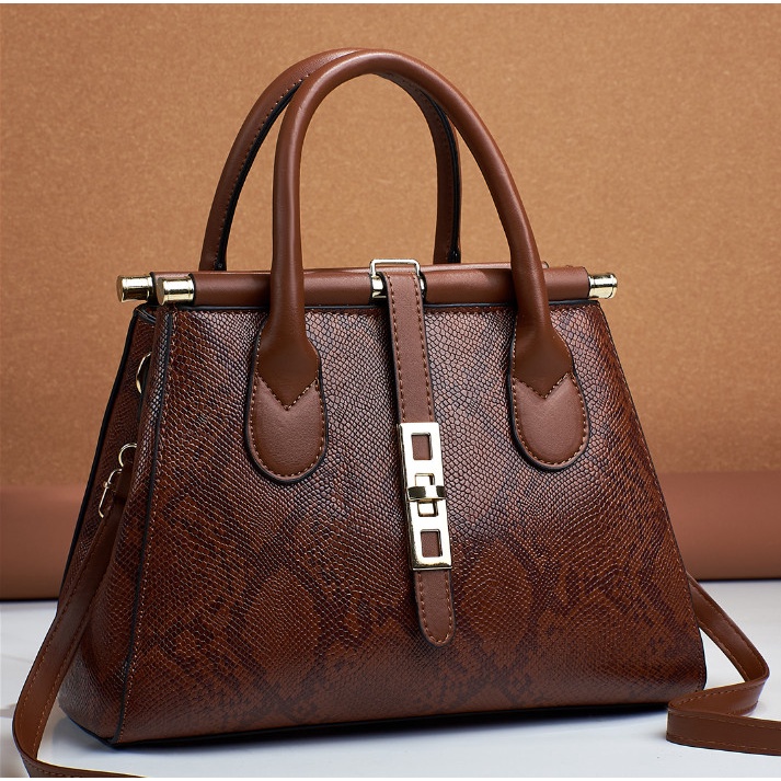 Túi qoai xách nữ họa tiết da rắn mới phong cách Châu Âu xu hướng thời trang retro dành cho giới công sở
