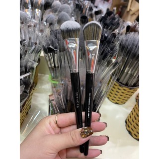 Cọ nền Sephora 47 dupe