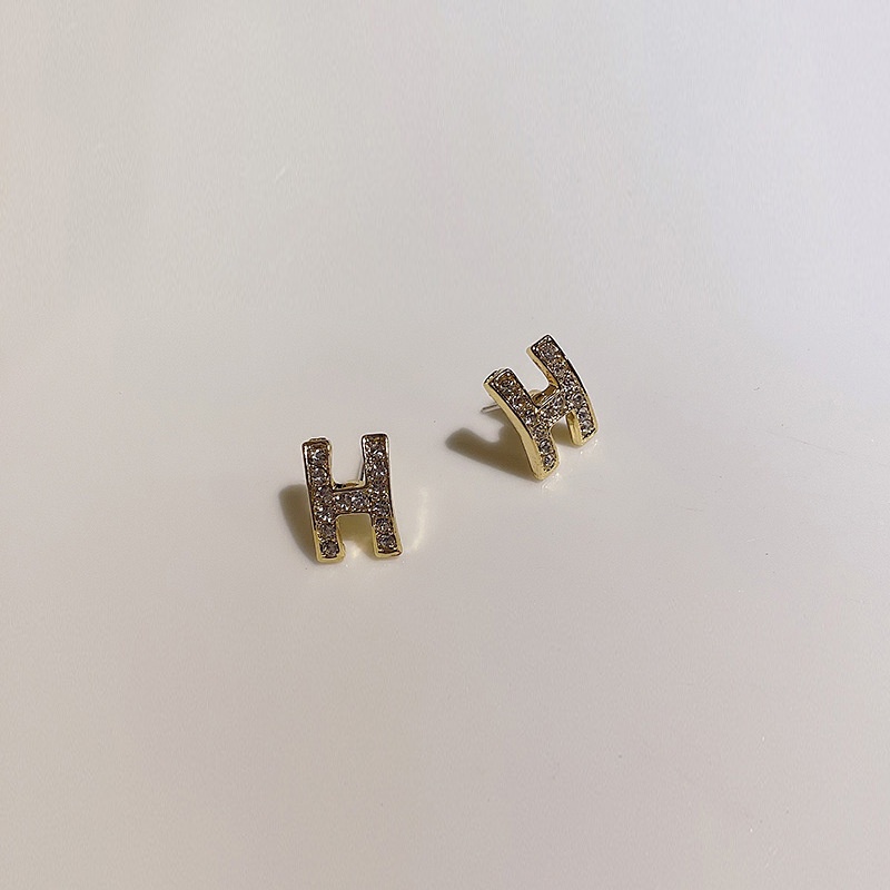 Bông Tai Chữ H Đính Đá Toàn Diện Đơn Giản