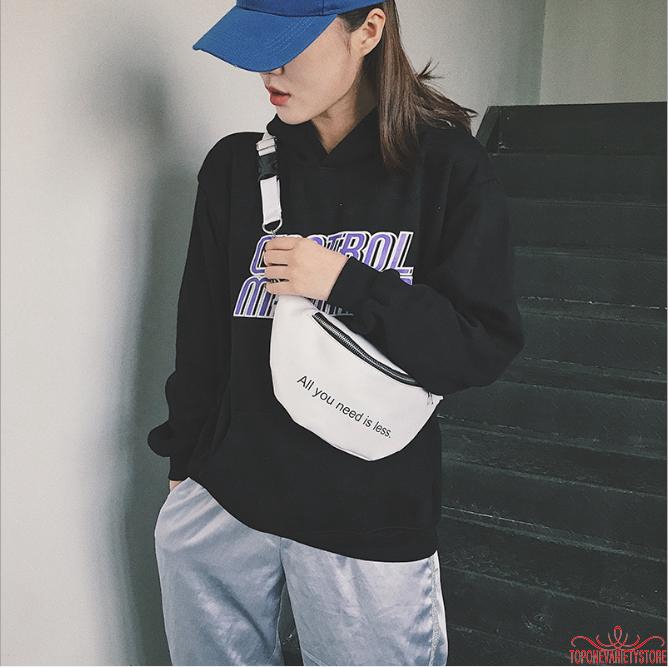 Túi đeo chéo in họa tiết chữ đơn giản phong cách hiphop cho nữ