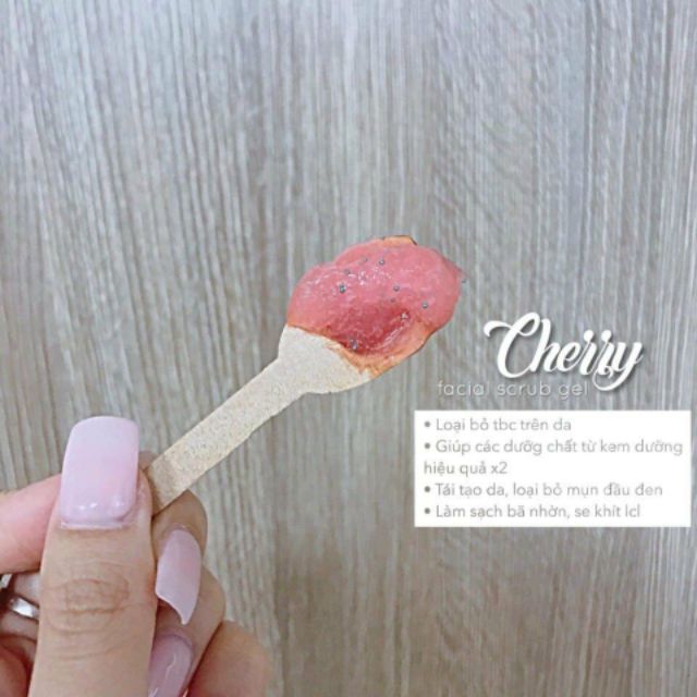 Tẩy tế bào chết face cherry