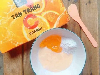 Tắm trắng vitamin C