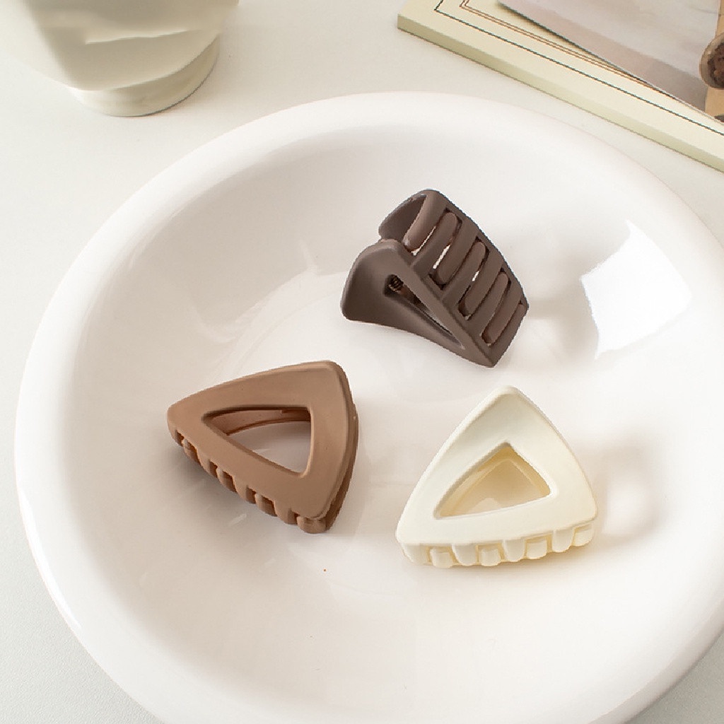 Kẹp Tóc Hình Tam Giác Thời Trang Hàn Quốc Cho Nữ