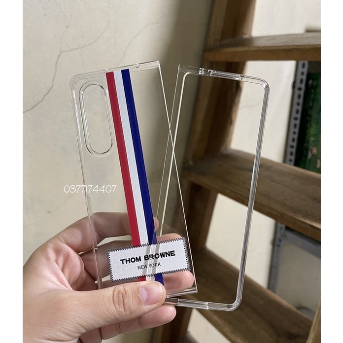 Ốp lưng Likgus Thom Browne Samsung Z flip 4 Z Flip 3, Z Fold 3 trong cứng họa tiết kẻ sọc xanh đỏ cờ new york sang trọng