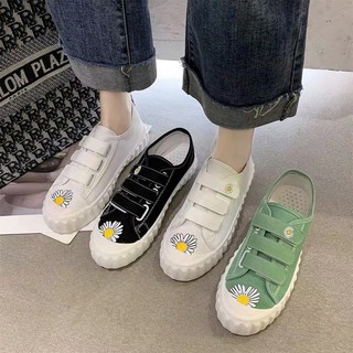 Giày bata nữ quai dán hoa cúc - Siêu cute