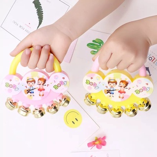Đồ chơi xúc xắc cầm tay, xúc xắc gắn chuông phát tiếng kêu cho bé