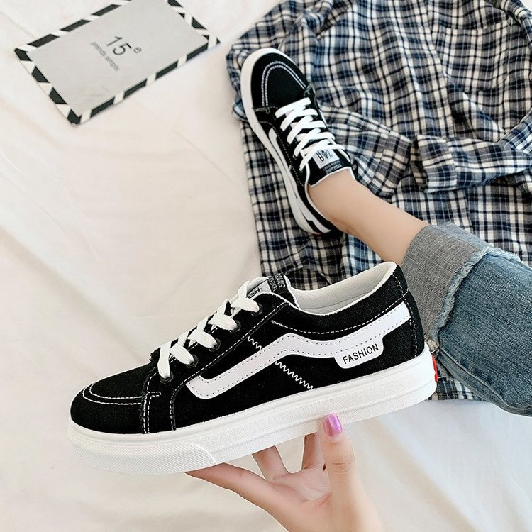 Giày Thể Thao Nữ Đế Bằng Phong Cách Hàn Quốc Dễ Thương | BigBuy360 - bigbuy360.vn